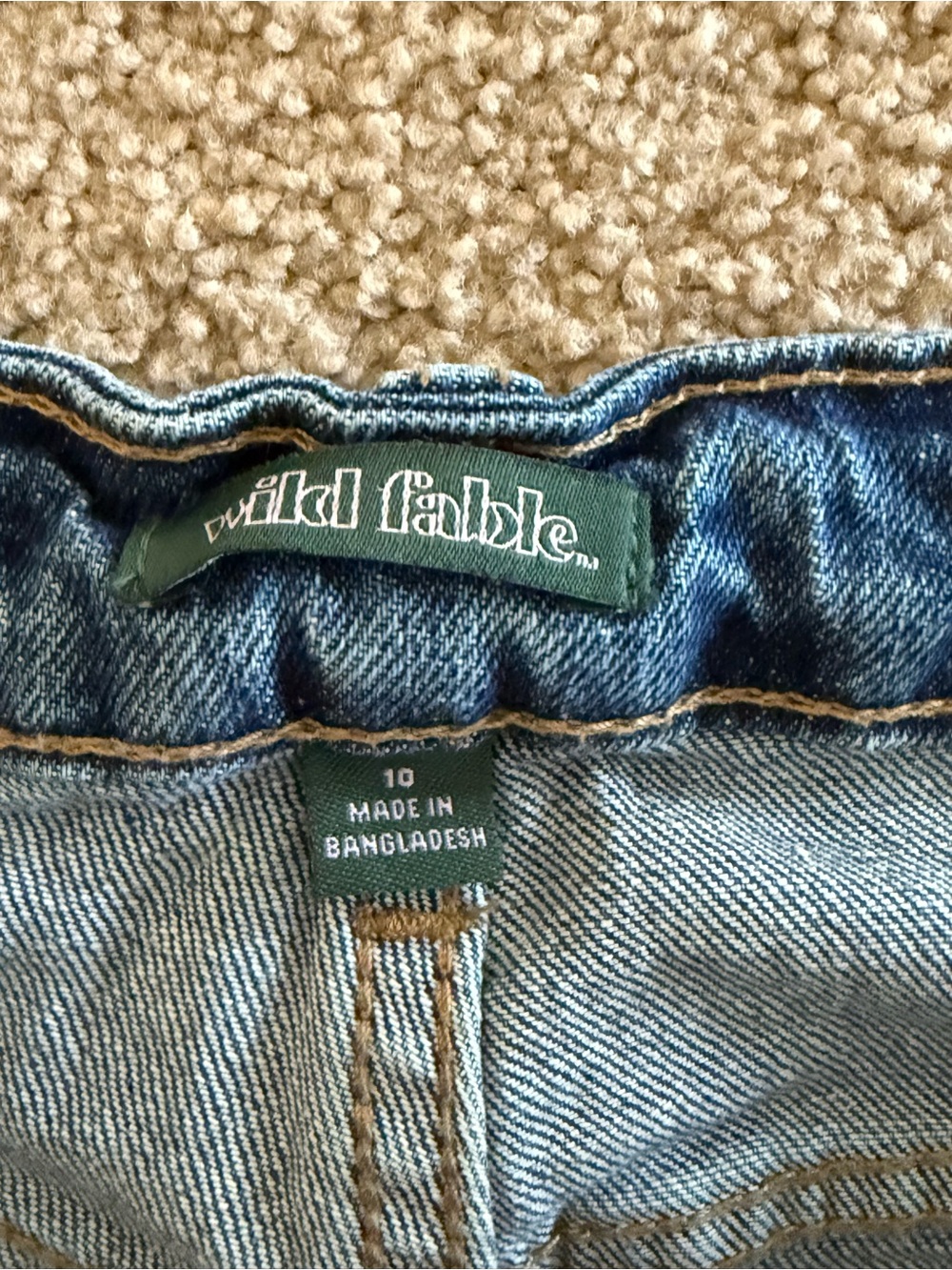 Wild Fable High Rise Straight Leg Jeans Medium Wash Button Fly Women’s Size 10 - Picture 2 of 5